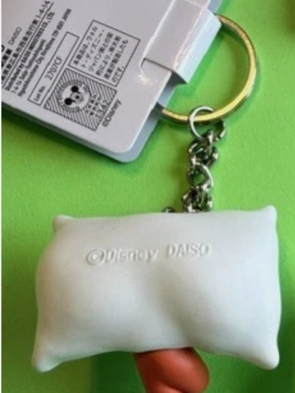 Disney Mickey Mouse 3D Figure PVC Keychain Key Ring Key Holder - Picture 4 of 6